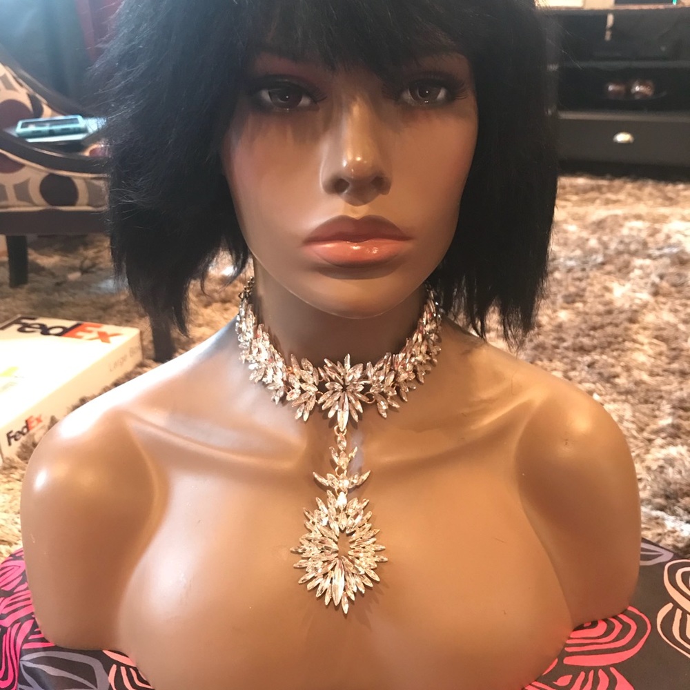 👰🏽Beautiful Necklace👰🏽 - Picture 2 of 6